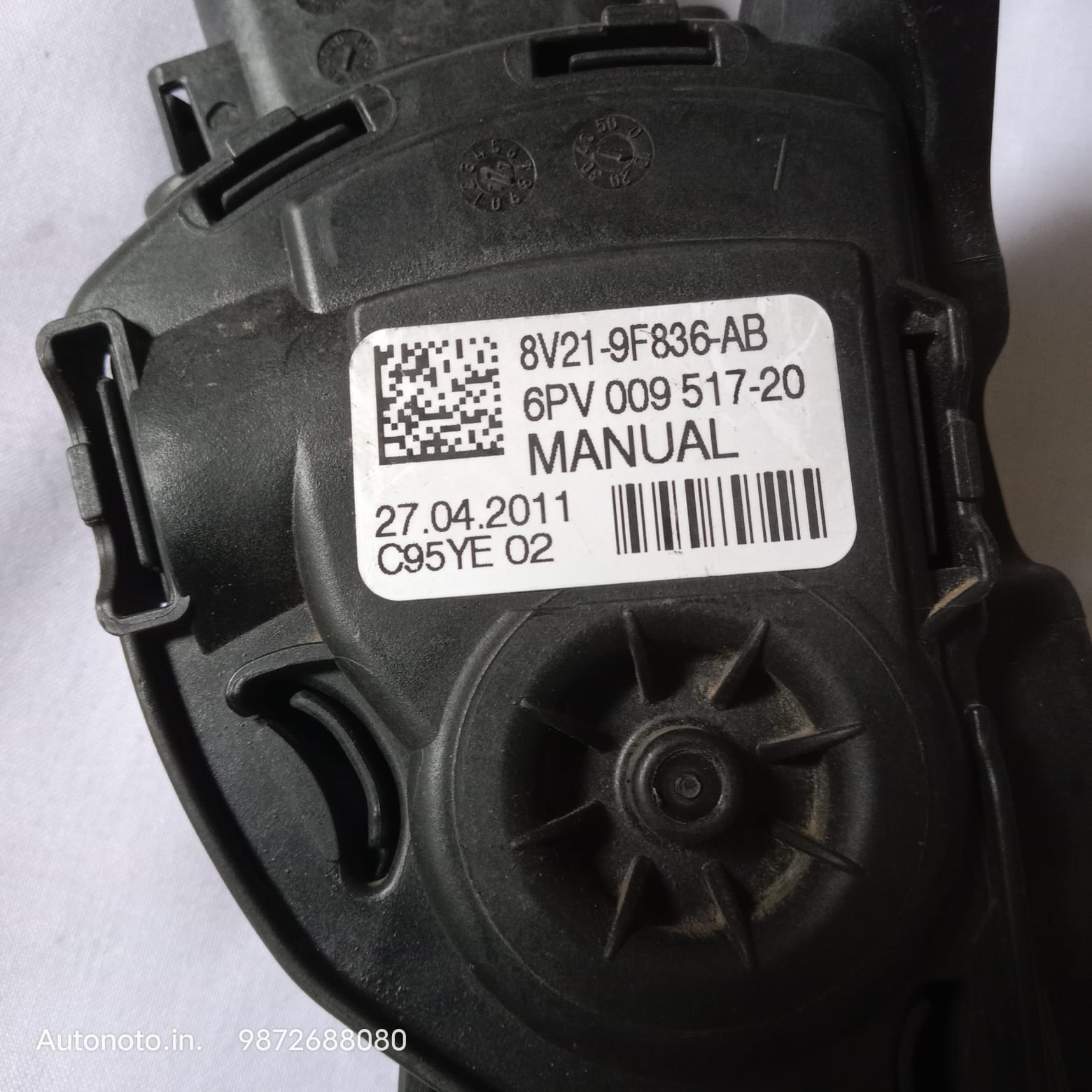 8V21-9F836-AB 11 FORD FIESTA ACCELERATOR PEDAL