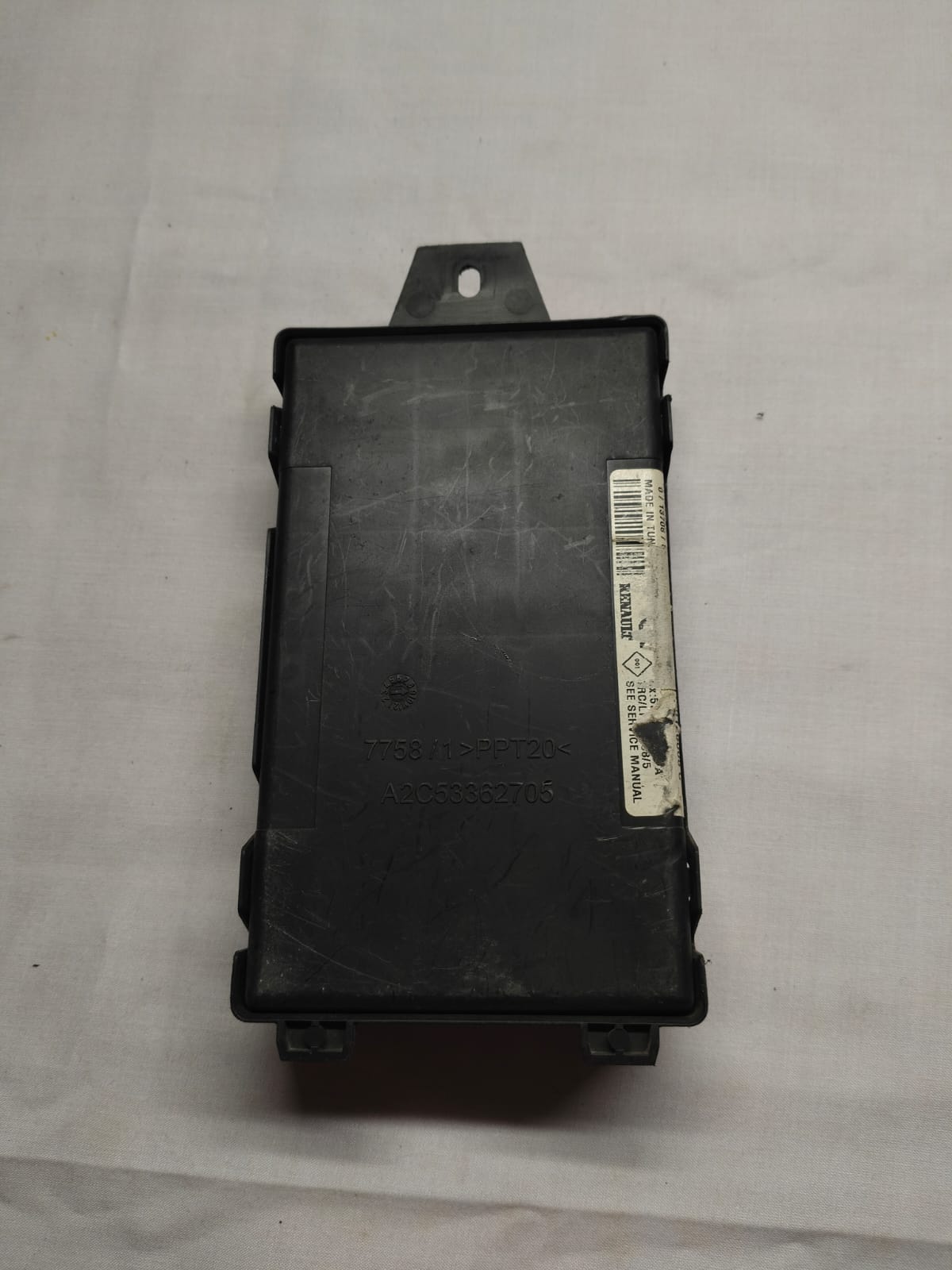 8201068826 NISSAN BCM - Image 3