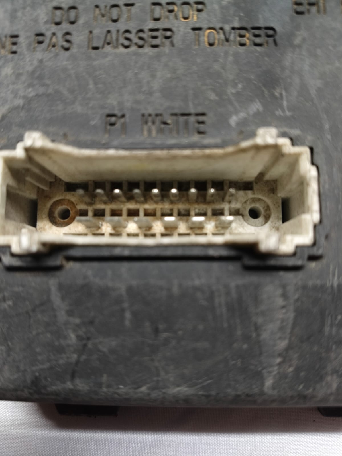 8201068826 NISSAN BCM - Image 4