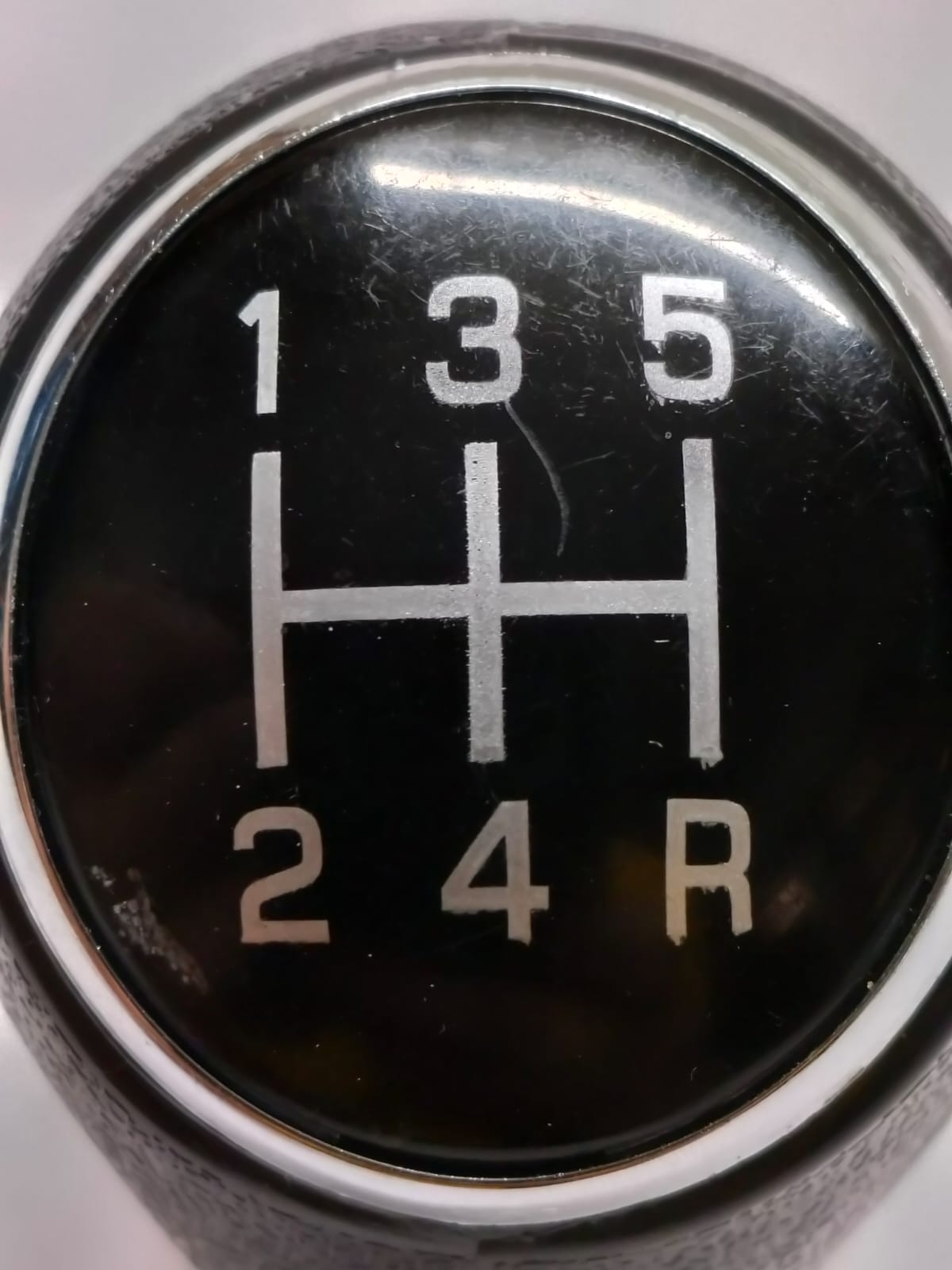 Maruti Suzuki Vitara Brezza KNOB GEAR - Image 5