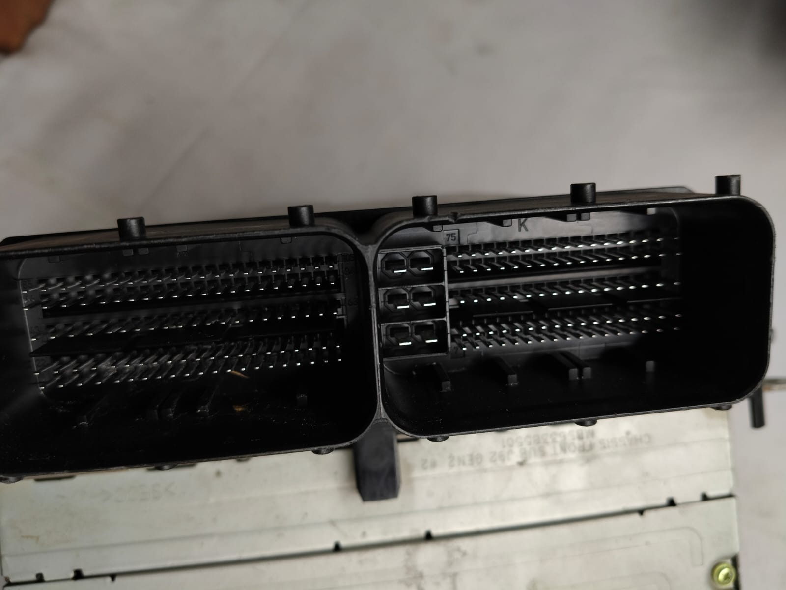 0 281 037 084 12V 897454 9510 ISUZU D-MAX DIESEL ECM - Image 5