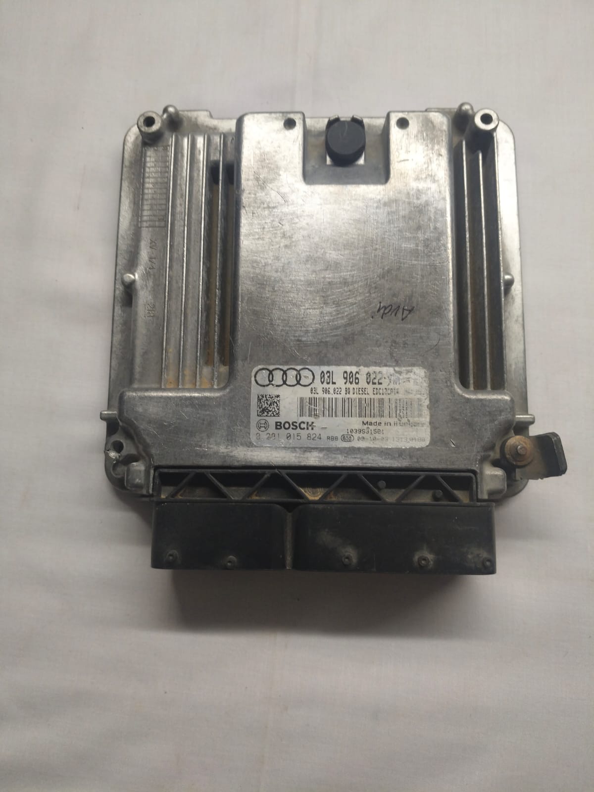 03L 906 022, 0 281 015 824 AUDI DIESEL ECM