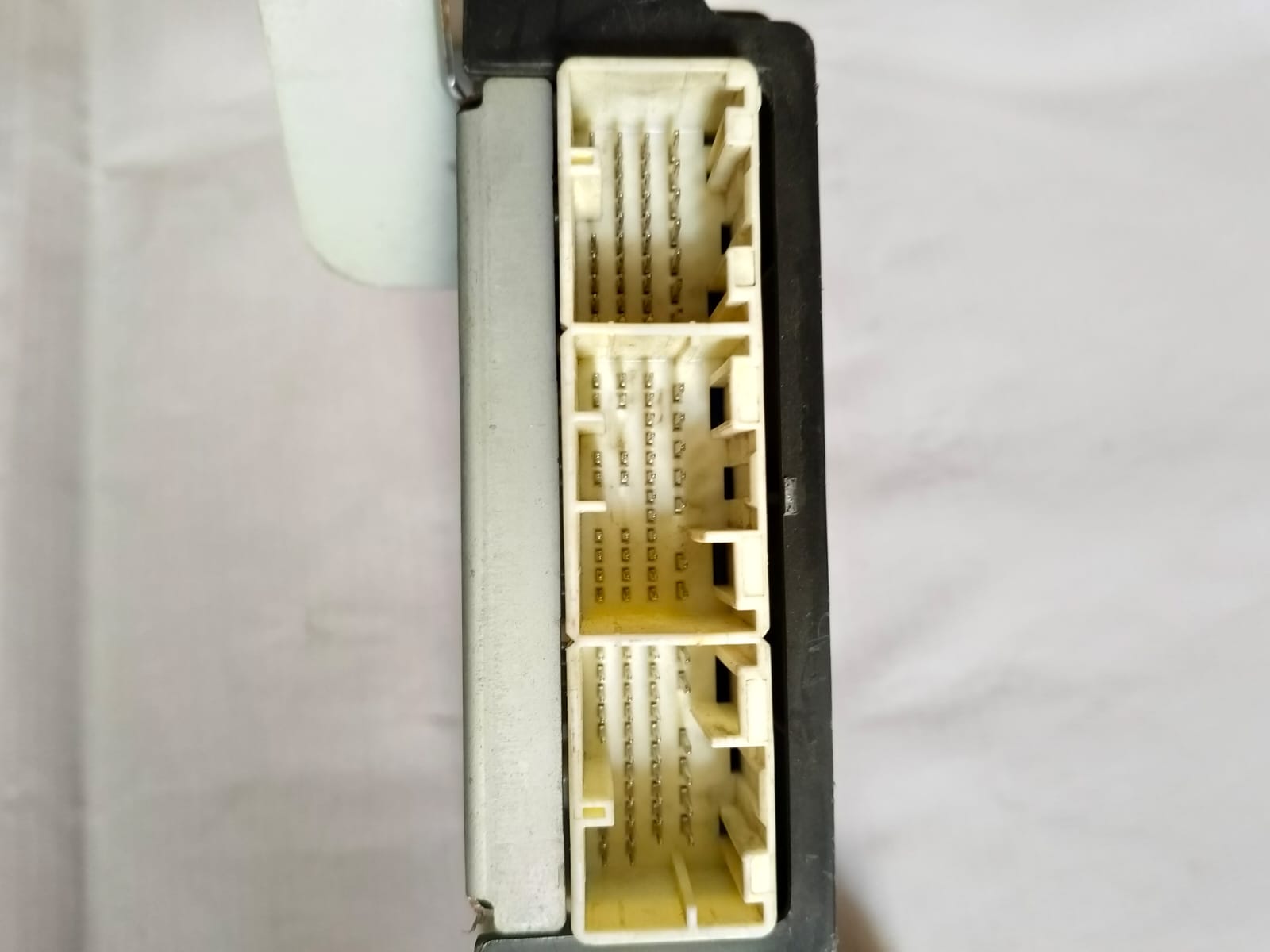 33920M65L00 MARUTI SUZUKI PETROL ECM - Image 5