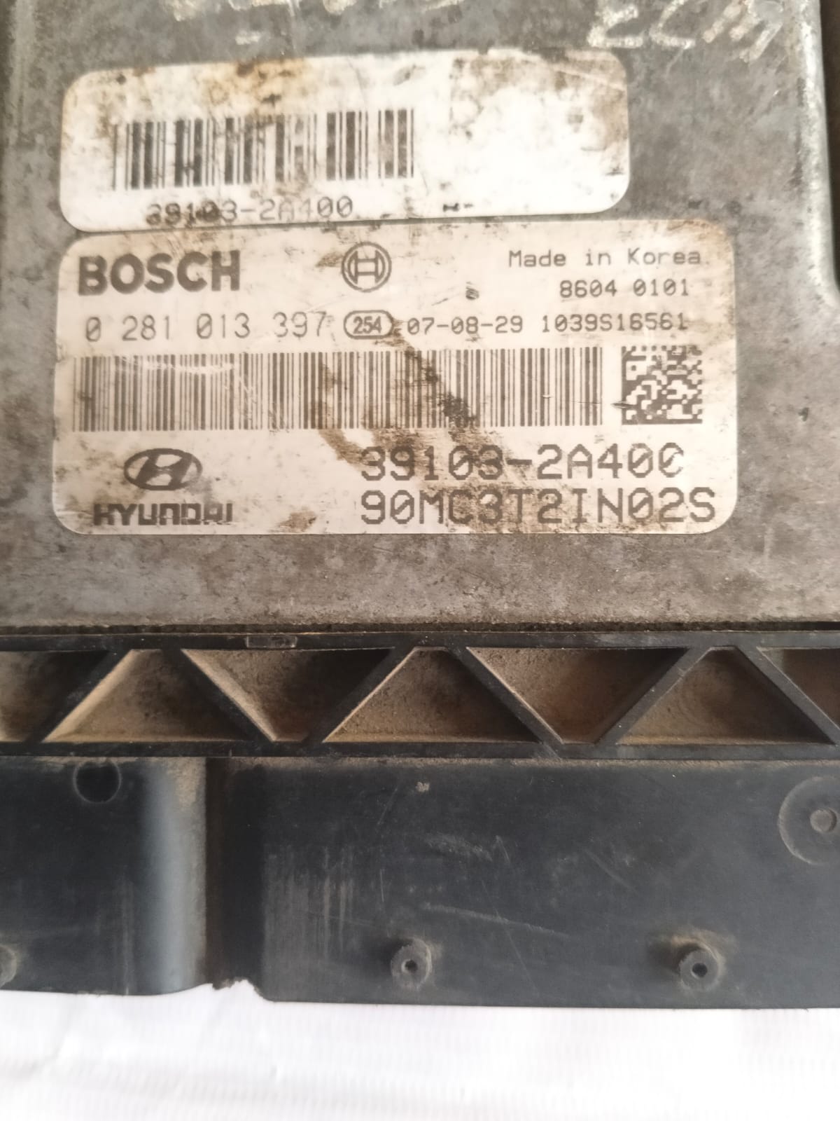 0 281 013 397 HYUNDAI VERNA DIESEL ECM - Image 4