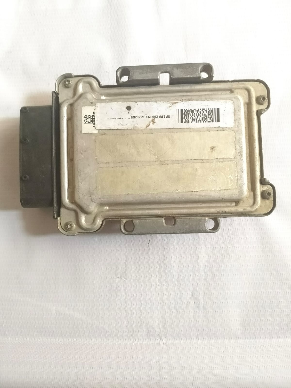 0 281 016 799 Mahindra BS-IV DIESEL ECM - Image 3